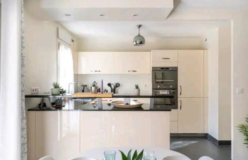 L'Atrium Hyper centre pour rejoindre Genève - Photo 14