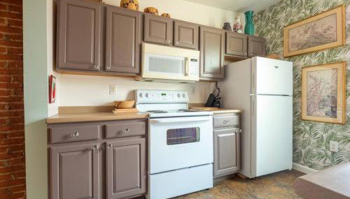 Postmodern Penthouse 1 Min Walk Dining and Shops - Foto 5, stove, pet friendly, minibar