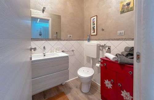 Perfect Spot with WiFi & AC by Host Hero - Foto 14