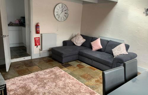 Dwylig Isa Holiday Cottages - Photo 42