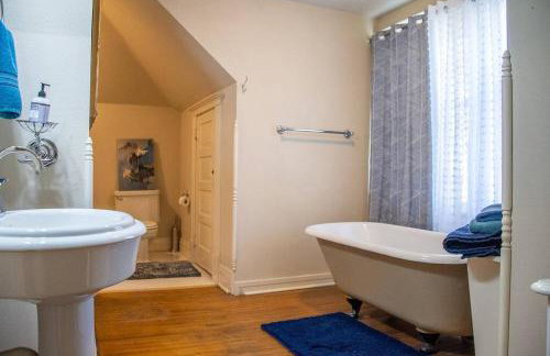 Maple House Large Vacation Home, Sleeps 7 Pet Friendly Great Location - Foto 29