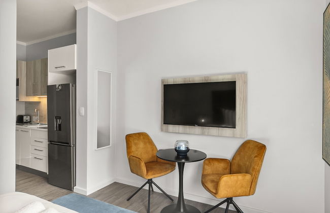 The Monroe Luxury Apartments - Photo 10