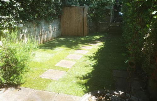 Ala Garden Apartment - Foto 27