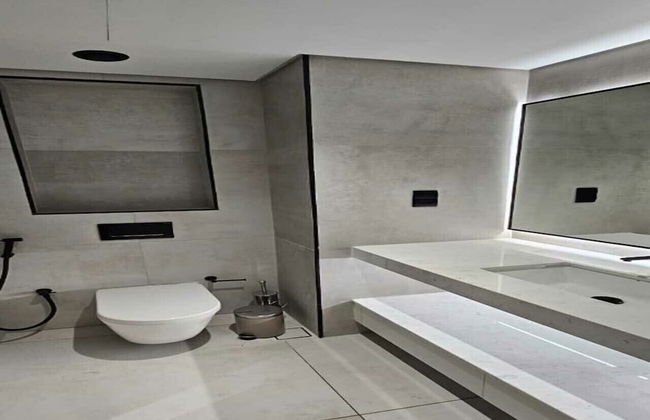 Luxury Studio in Jumeirah Village Circle - Photo 19