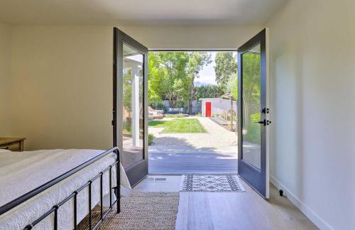 Luxe Wine Country Getaway with Vineyard Views - Foto 21