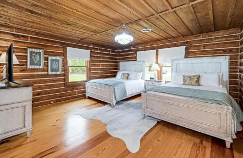 3BR Luxury Log Cabin Near Franklin - Foto 38