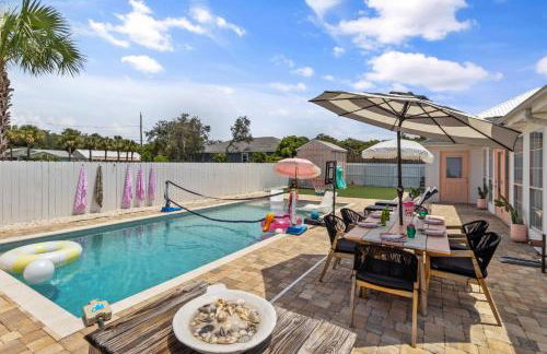 Steps to the beach & close to 30A! Private pool with sundeck & putt putt golf! - Photo 52