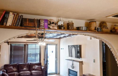 Romantic Colonial Hideaway in Historic Downtown - Pet Friendly - Foto 25