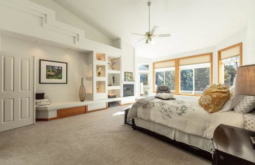 Breathtaking Lake Fernan Views & Cozy Comforts - Foto 3