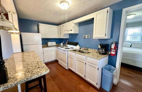 Cottage 7 Lees Ford Marina - Photo 9