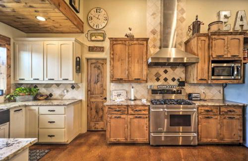 Secluded Country Hideaway with Fire Pit and Pool! - Photo 10