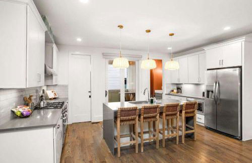 CHARM Near Broadway in Walkable 8th Ave S - Foto 12