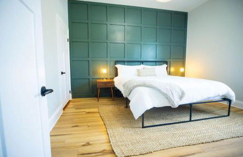 Jennifer's Broadway Cozy Gem w Fireplace King Bed - Foto 11