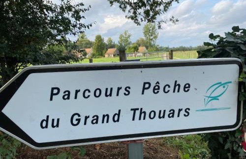 Gîte de charme au bord de l'eau, à 30min du Mans, cadre paisible avec pêche et randonnées à proximité - FR-1-410-414 - Foto 27