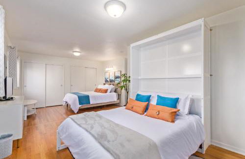 NEW! 1958 Chic Mid-Mod House - Foto 27