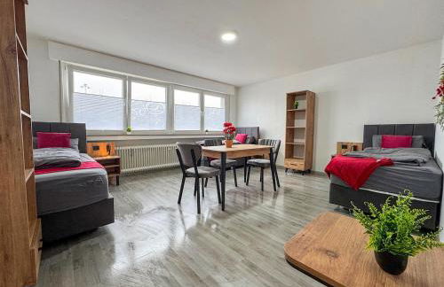 Serviceroom24 - Apartment 1 in Gladbeck WLAN - Smart-TV - 24-7 Check-in und Küche - Foto 15