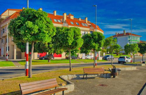 Lujo y vistas panorámicas en primera línea de mar - Foto 26