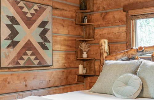 Frontier Cabin by Twin Beds Vacation Homes - Photo 18