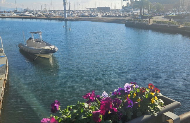 Rapallo 2-bed Apt, Sleeps 5 With Hot Tub - Foto 35