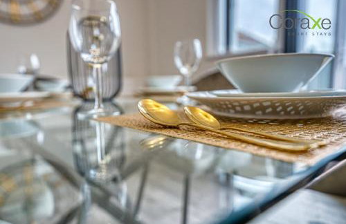 3 Bedroom Blissful Living for Contractors and Families by Coraxe Short Stays - Photo 9