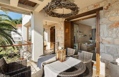 Vitamin Sea Beachfront Villa, Sithonia #FeelsLikeHome - Photo 21