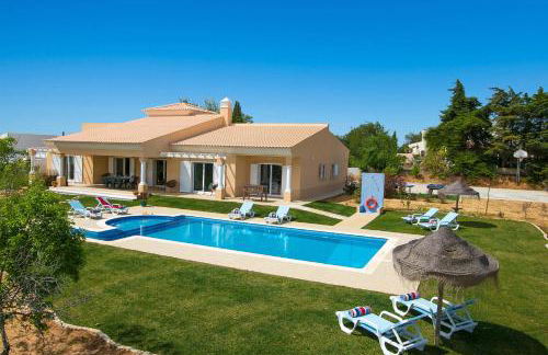 Villa Viana by Villa Plus - Photo 7