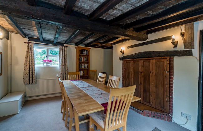 Yew Tree Cottage- Sleeps 12, Garden & Pet-friendly - Foto 17