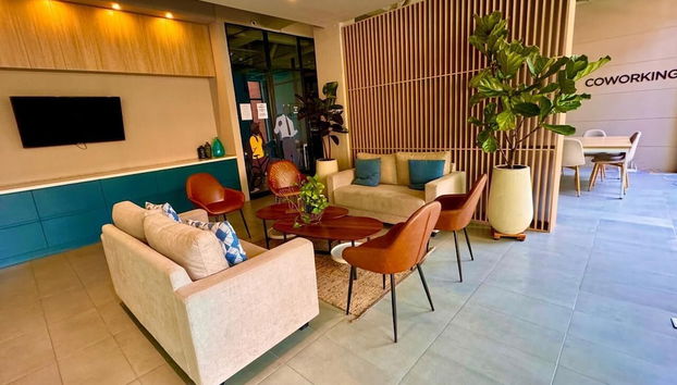 Bright Studio with Balcony 615 - Foto 2, Recepción