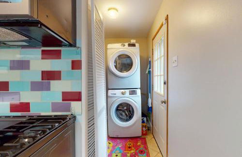 Four Bedrooms & a Beach - Photo 19