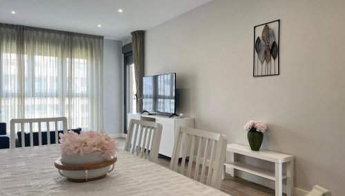 Los Álamos Breeze - 3BR Next to the Beach Apt - Free Parking - Salt Pool - Foto 2