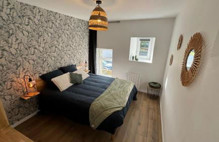 Petite maison en pierre au pied de la voie verte - Foto 6