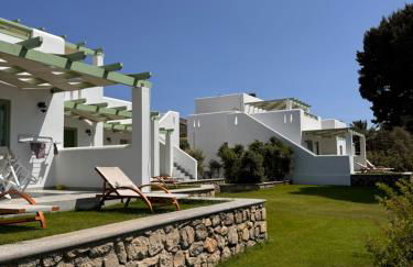 Alona Luxury Villas - Photo 2