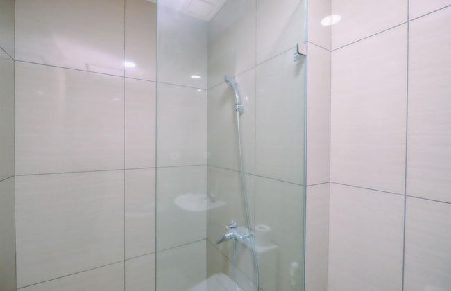 Fancy And Nice Studio At Sakura Garden City Apartment - Foto 11