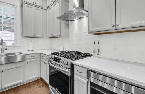 Stunning 5-Bedroom Coastal Retreat in Hanahan - Foto 21