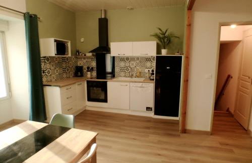 MAISON DU SOUVENIR 70 m2 près du Futuroscope - Foto 2