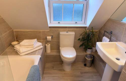 Campden Place - 2 Bed Home in Central Chipping Campden - Photo 14