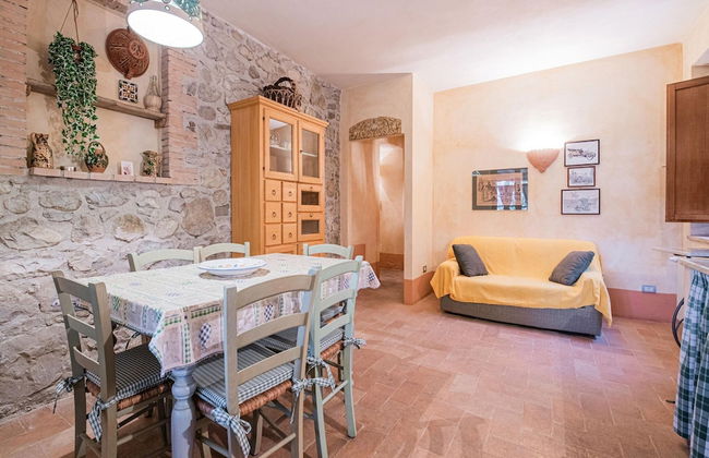 Apartment in Villa With Swimming Pool - Photo 37