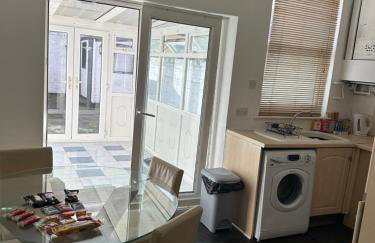 Home and Away, close to Preston Park and Yarm High street - Foto 2