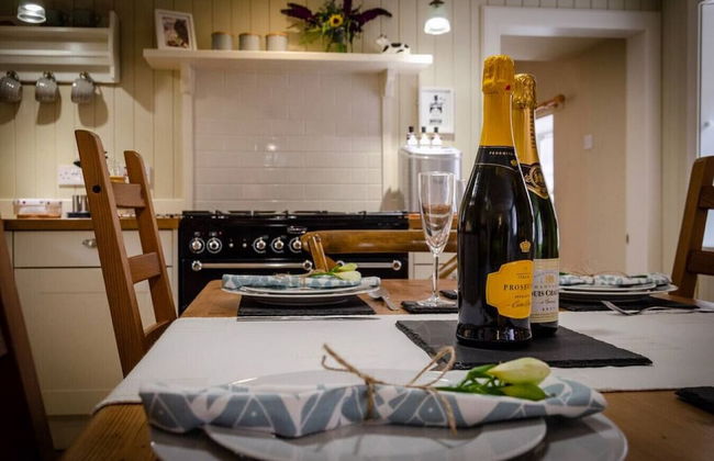 Kirk Wynd Cottage - Traditionally Charming - Foto 22