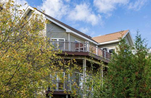 Fall Colors Getaway Walk to Downtown & Ferry - Foto 32