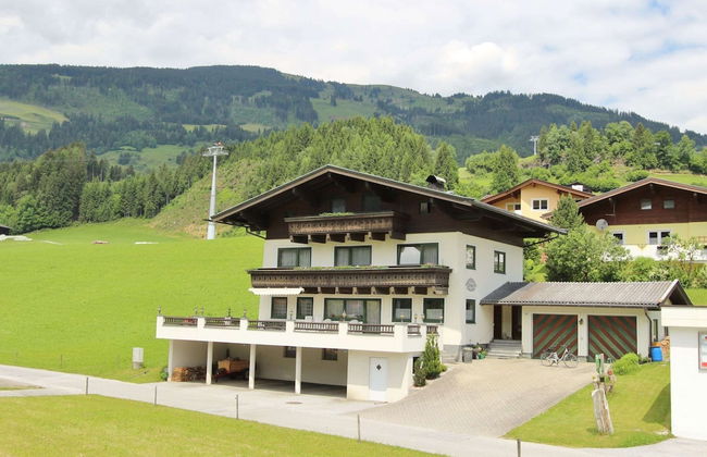 Beautiful Apartment With Large, Sunny Balcony - Foto 18