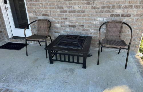 Gated Parking + Fire Pit | Near Zoo + Rhodes - Foto 24