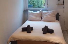 Zimmer mit eigenem Bad und eigenem Eingang - Foto 1