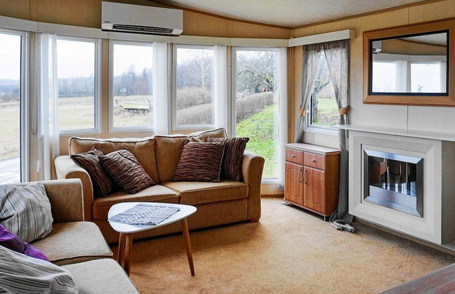 4 Person Holiday Home in Fristad - Foto 6