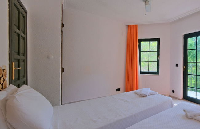 Club Mel Holiday Resort - Photo 25