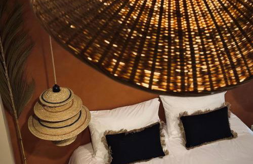 Le Jacaranda - Suite africaine - Sauna & Netflix - Photo 14