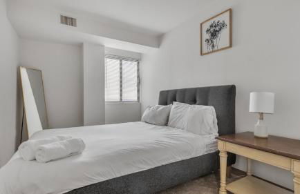 PP 2114 Professional 2br apt, Near Hospitals - Foto 12