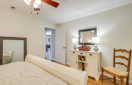 Fish, Boat and Hike Lakefront Home with Game Room! - Foto 33