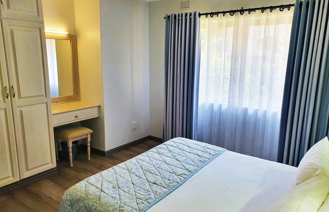 First Group La Rochelle - Foto 2