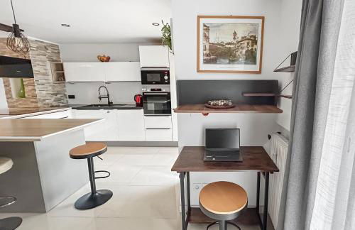 Escapade à Nice - T2 lumineux avec balcon & clim - Foto 14